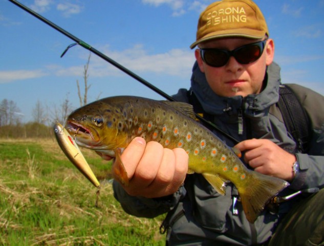 http://www.corona-fishing.pl/forum_foto/foto-zoom/4971589DSC09883.JPG